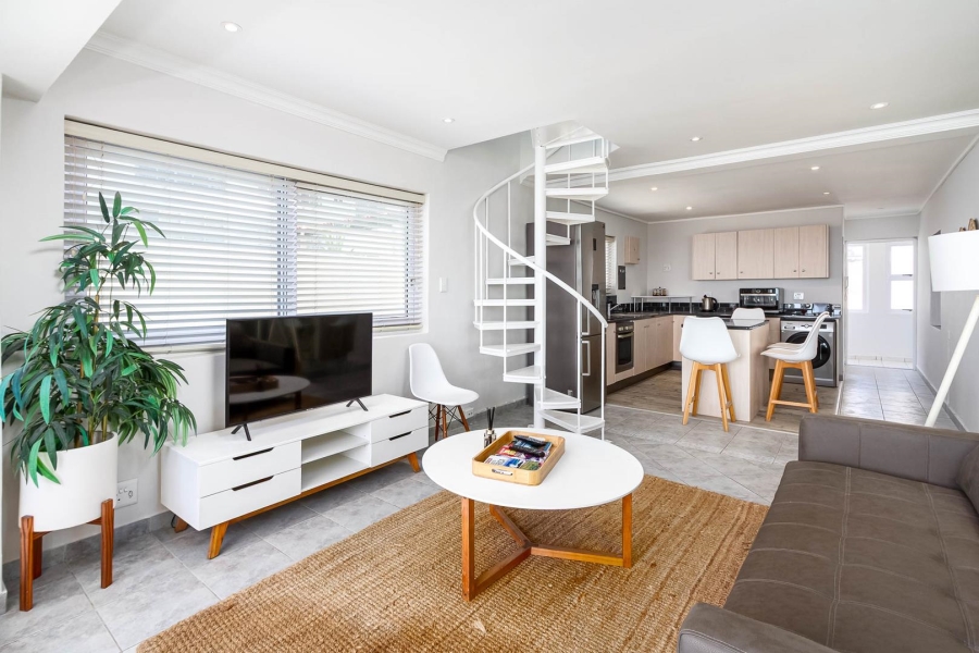 To Let 2 Bedroom Property for Rent in Mouille Point Western Cape